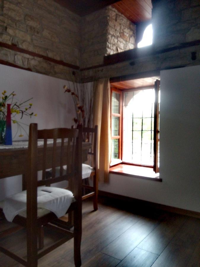 Ruols Guesthouse Gjirokastër Eksteriør bilde